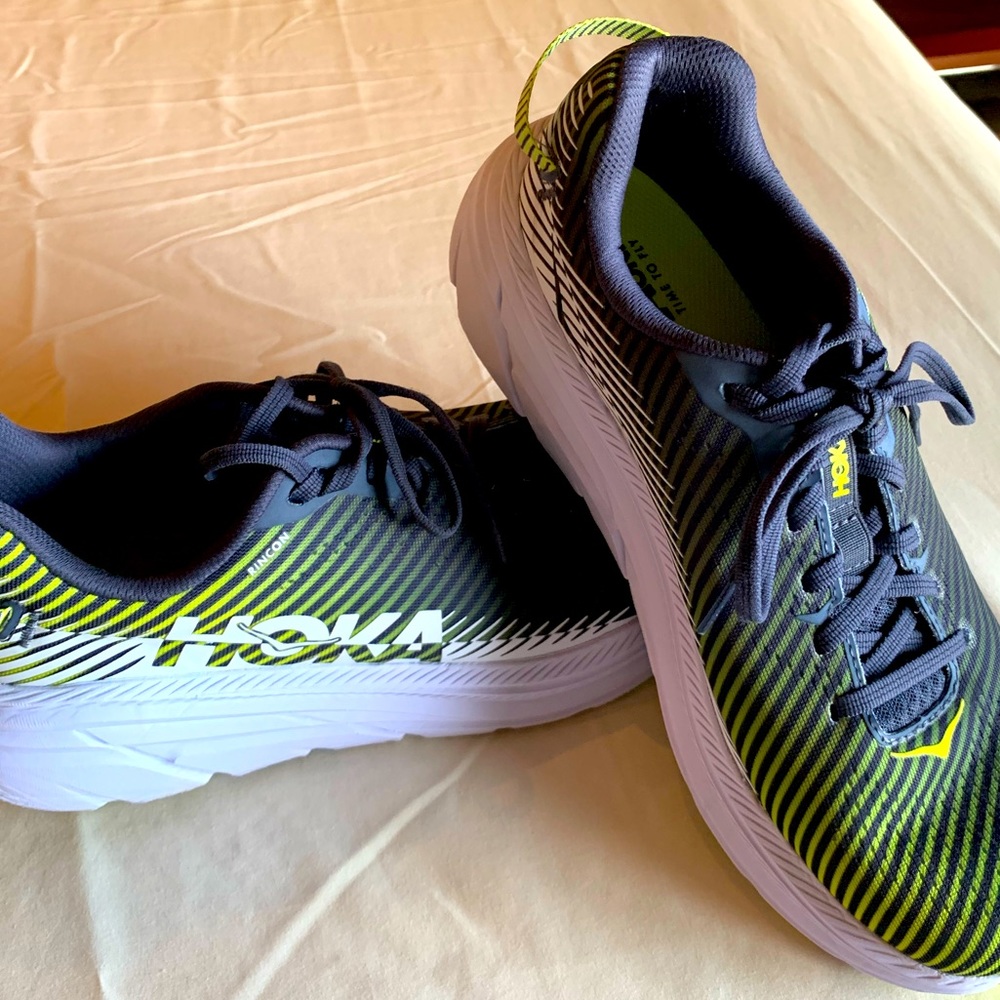 Hoka Rincon Size 9 - Practically Brand New